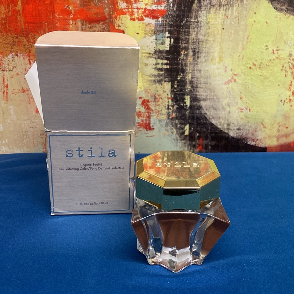 Stila lingerie soufflé shade 8 foundation